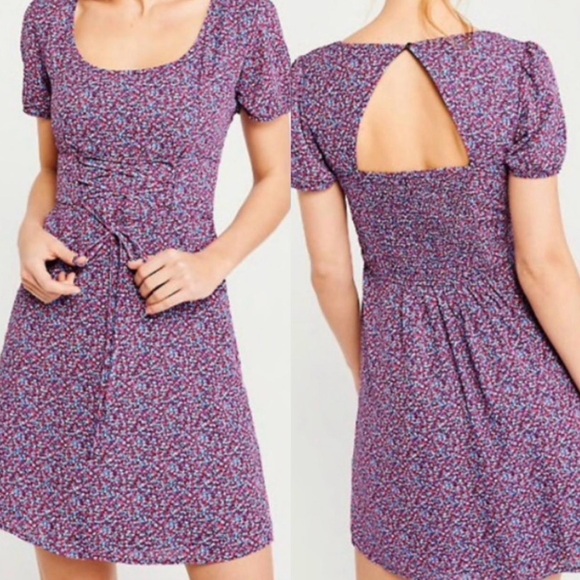 Abercrombie & Fitch Dresses & Skirts - Abercrombie & Fitch Purple Ditsy Floral Backless Corset Dress size XS